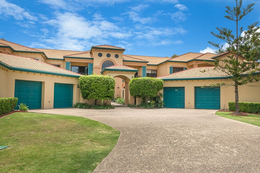 3275 Palladian Drive, Hope Island QLD 4212, Hope Island - Thumbnail 4