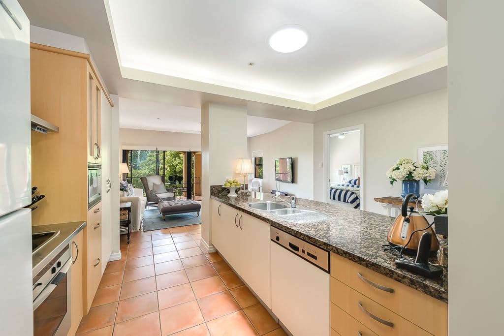 3275 Palladian Drive, Hope Island QLD 4212, Hope Island - Thumbnail 6