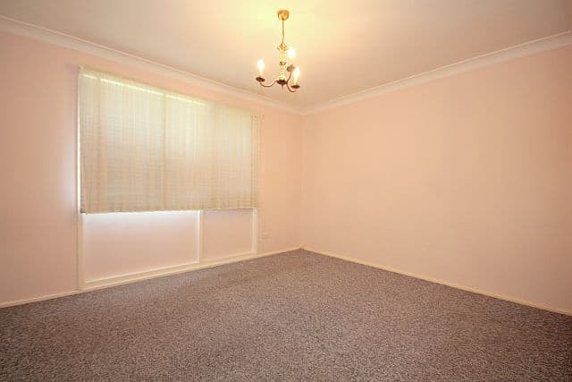 13 Sturt Avenue, GEORGES HALL NSW 2198, Georges Hall - Thumbnail 7
