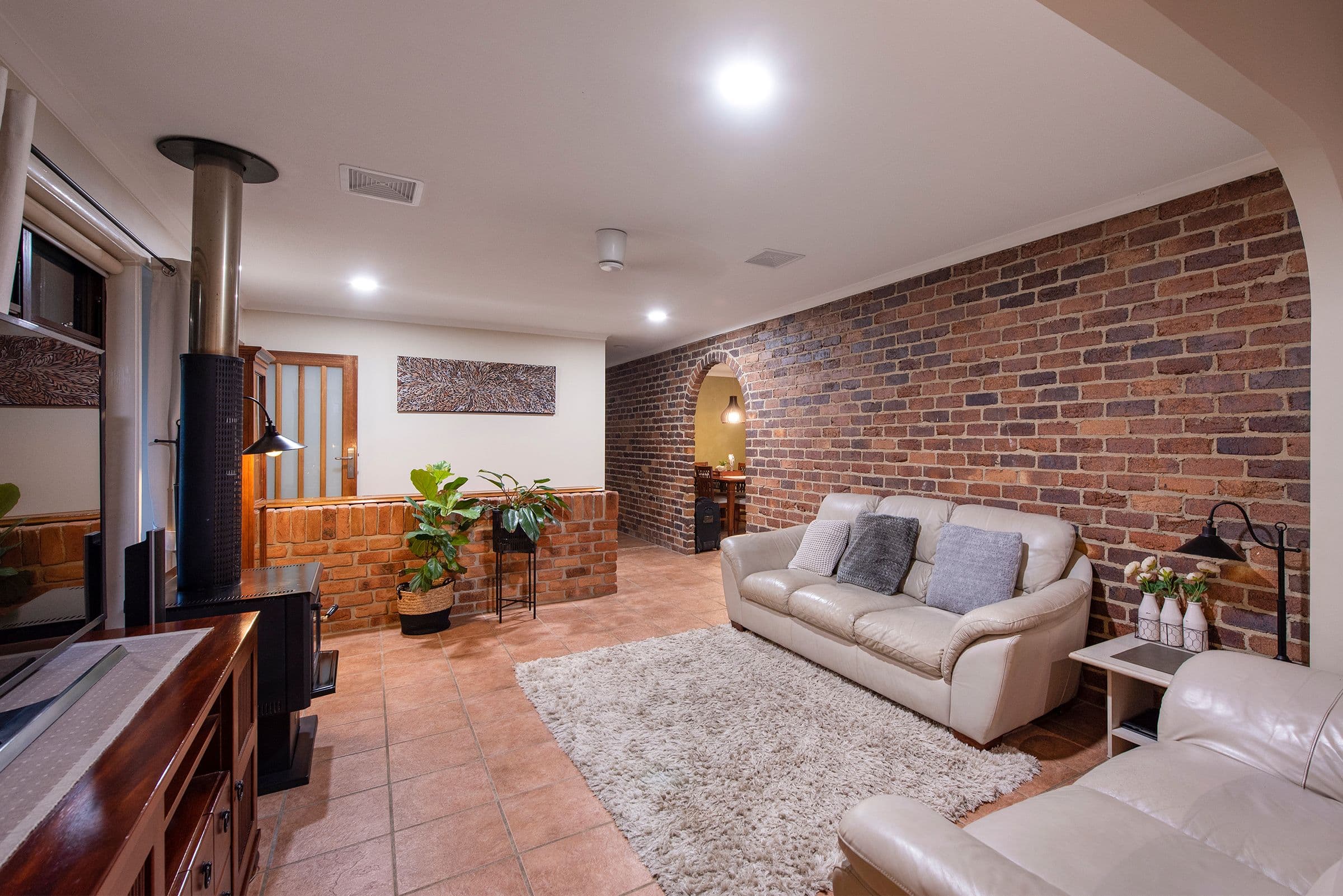 4 Clivia Crescent, Daisy Hill QLD 4127, Daisy Hill - Thumbnail 3