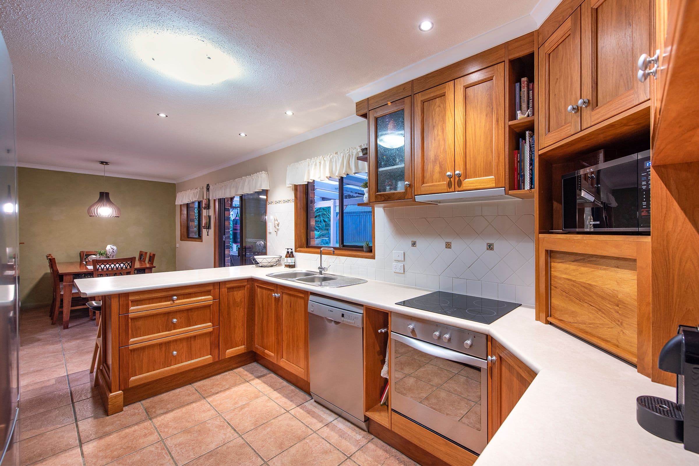 4 Clivia Crescent, Daisy Hill QLD 4127, Daisy Hill - Thumbnail 5