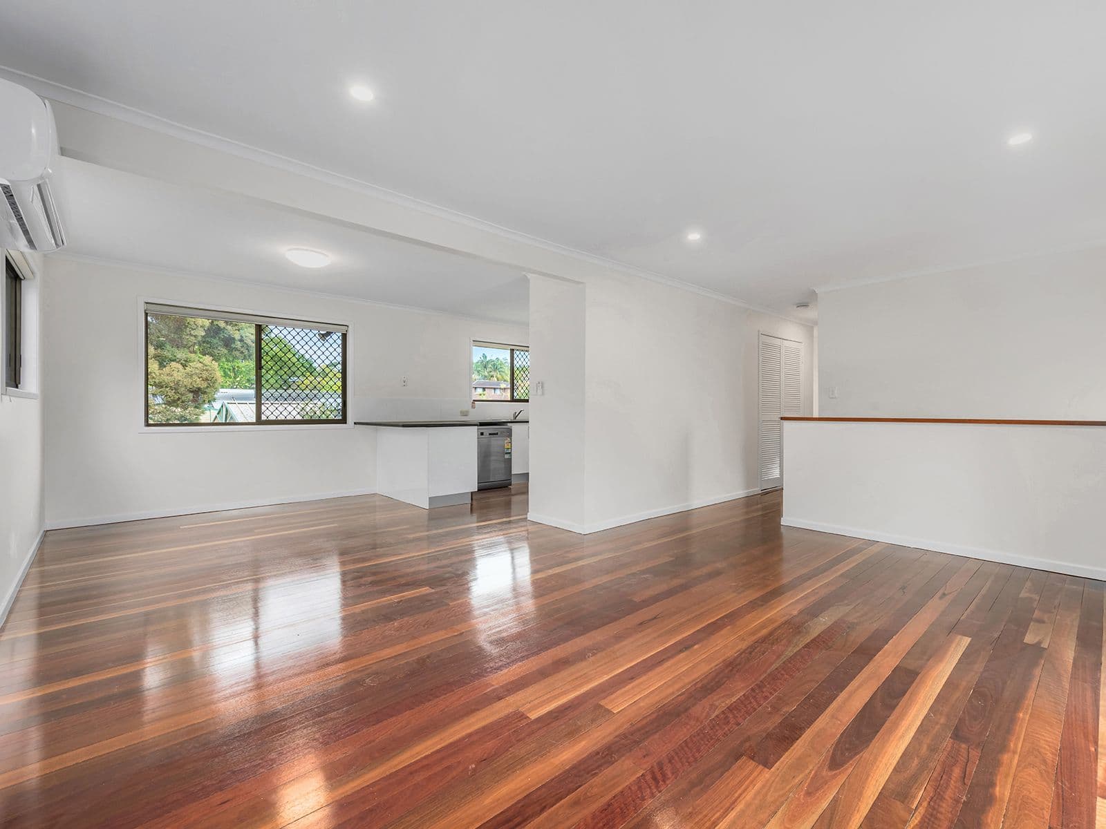 2 Gwydir Street, Riverhills QLD 4074, Riverhills - Thumbnail 4