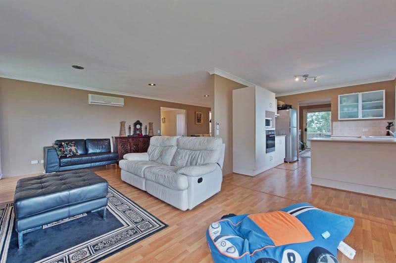 8 Greenridge Street, OXENFORD QLD 4210, Oxenford - Thumbnail 3