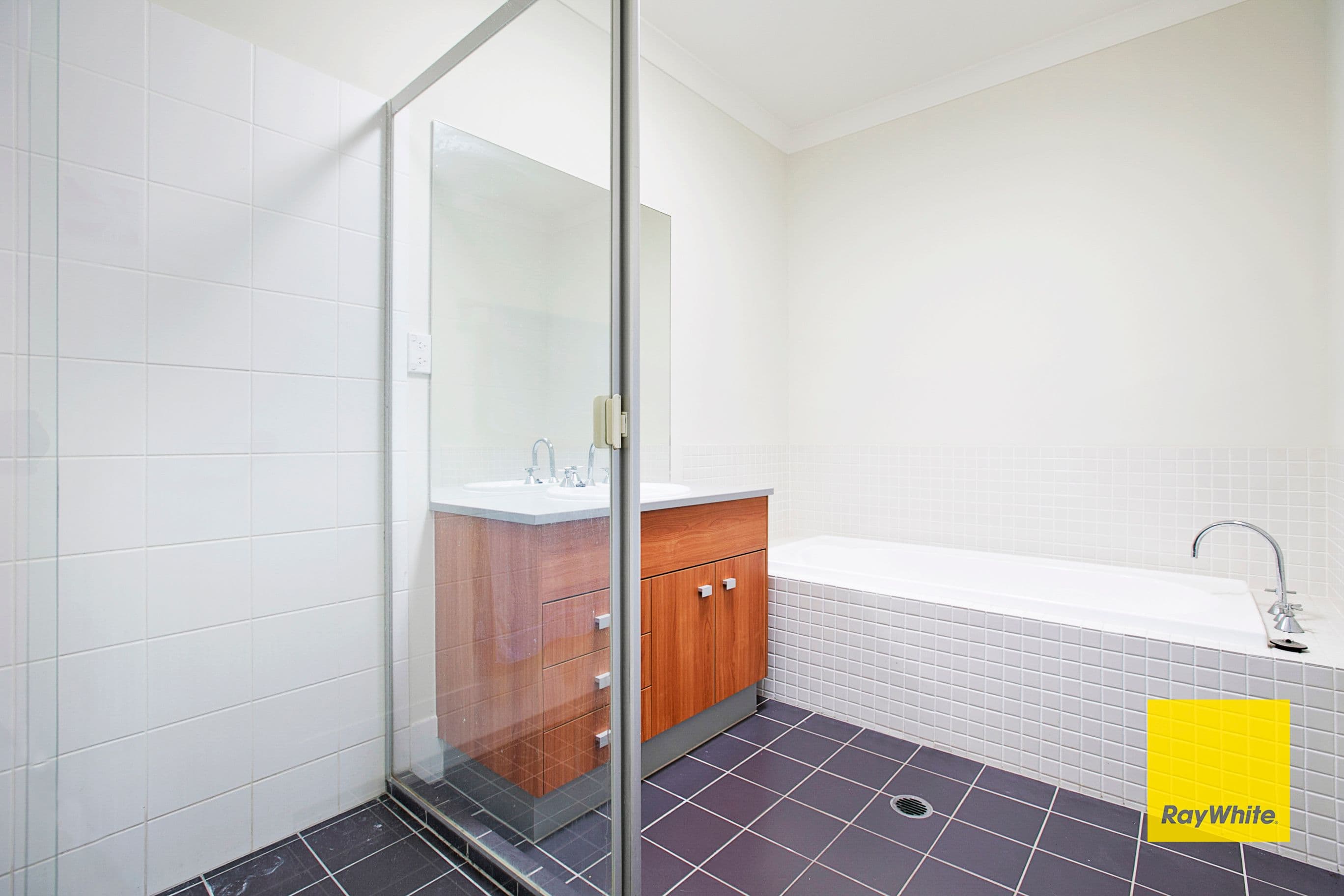 61 Mossvale Drive, Wakerley QLD 4154, Wakerley - Thumbnail 8