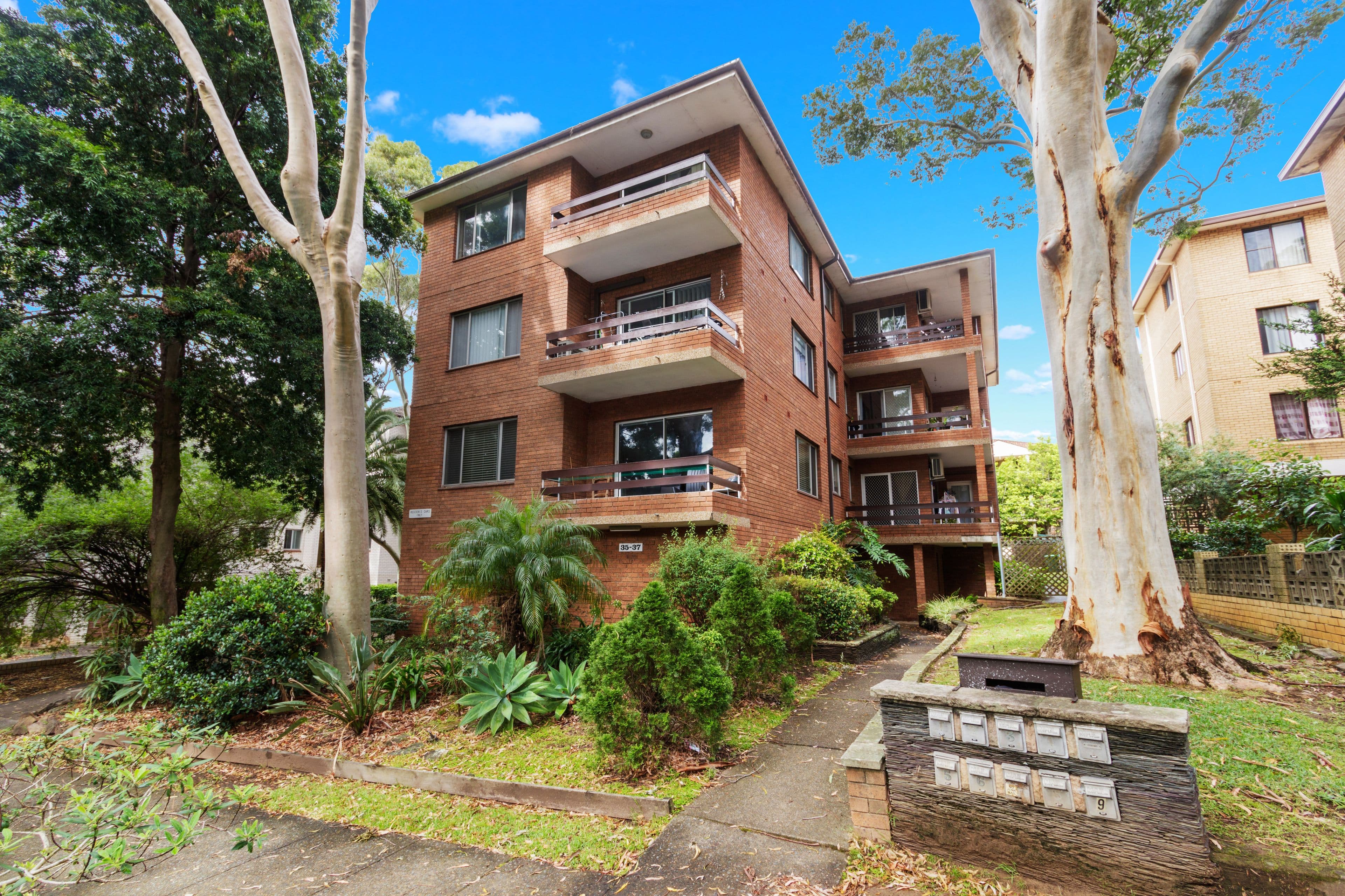 35 St Georges Parade, Hurstville NSW 2220, Hurstville - Image 1