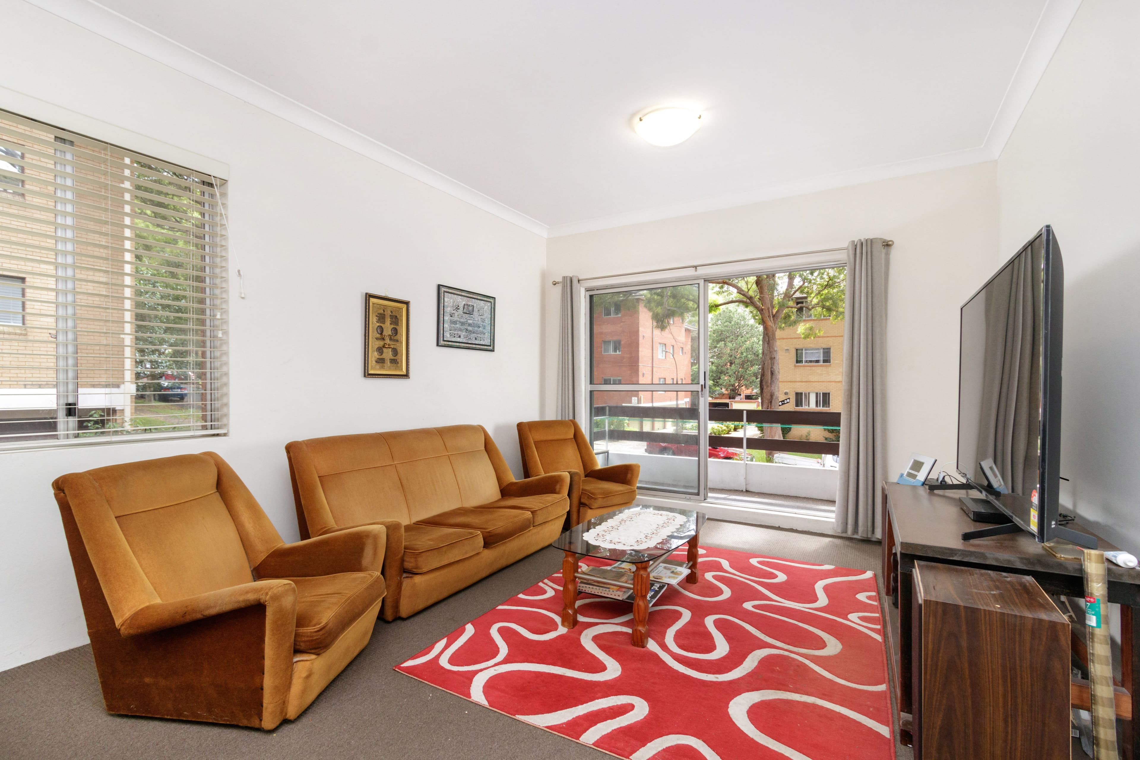 35 St Georges Parade, Hurstville NSW 2220, Hurstville - Thumbnail 2