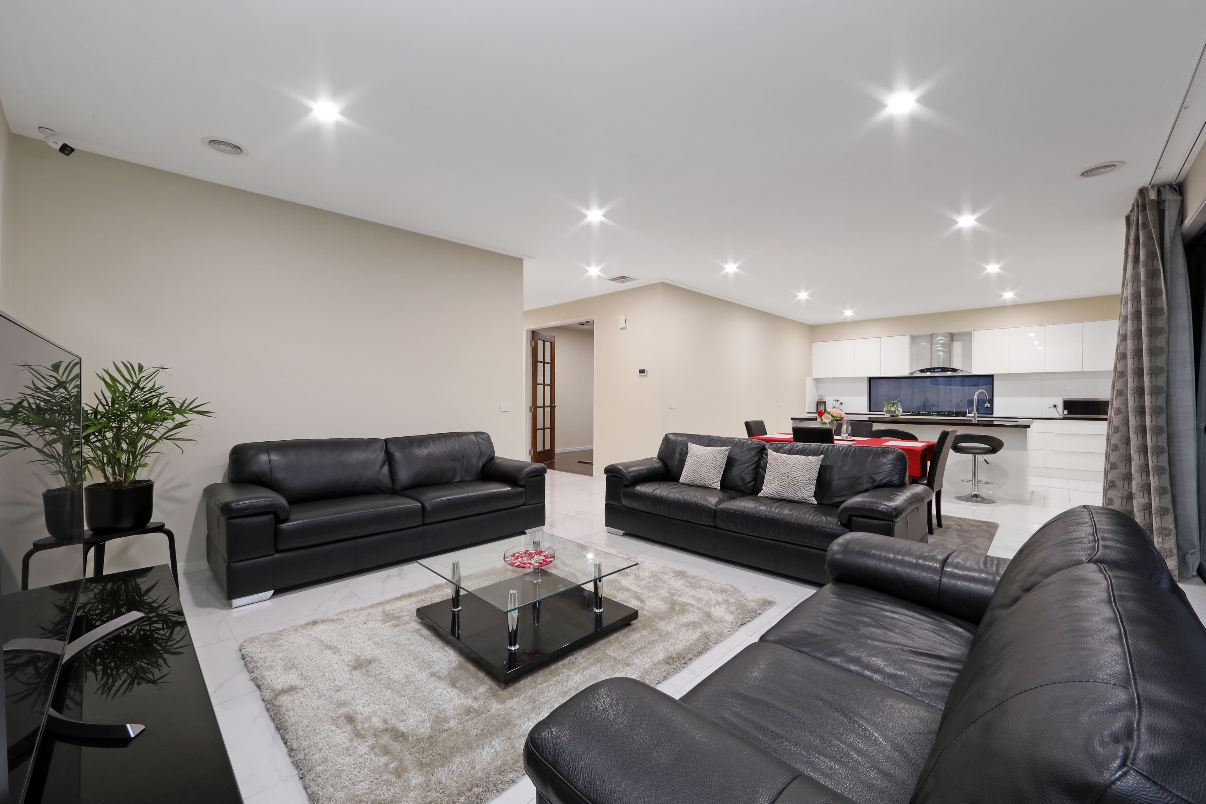 14 Windermere Drive, Ferntree Gully VIC 3156, Ferntree Gully - Thumbnail 3