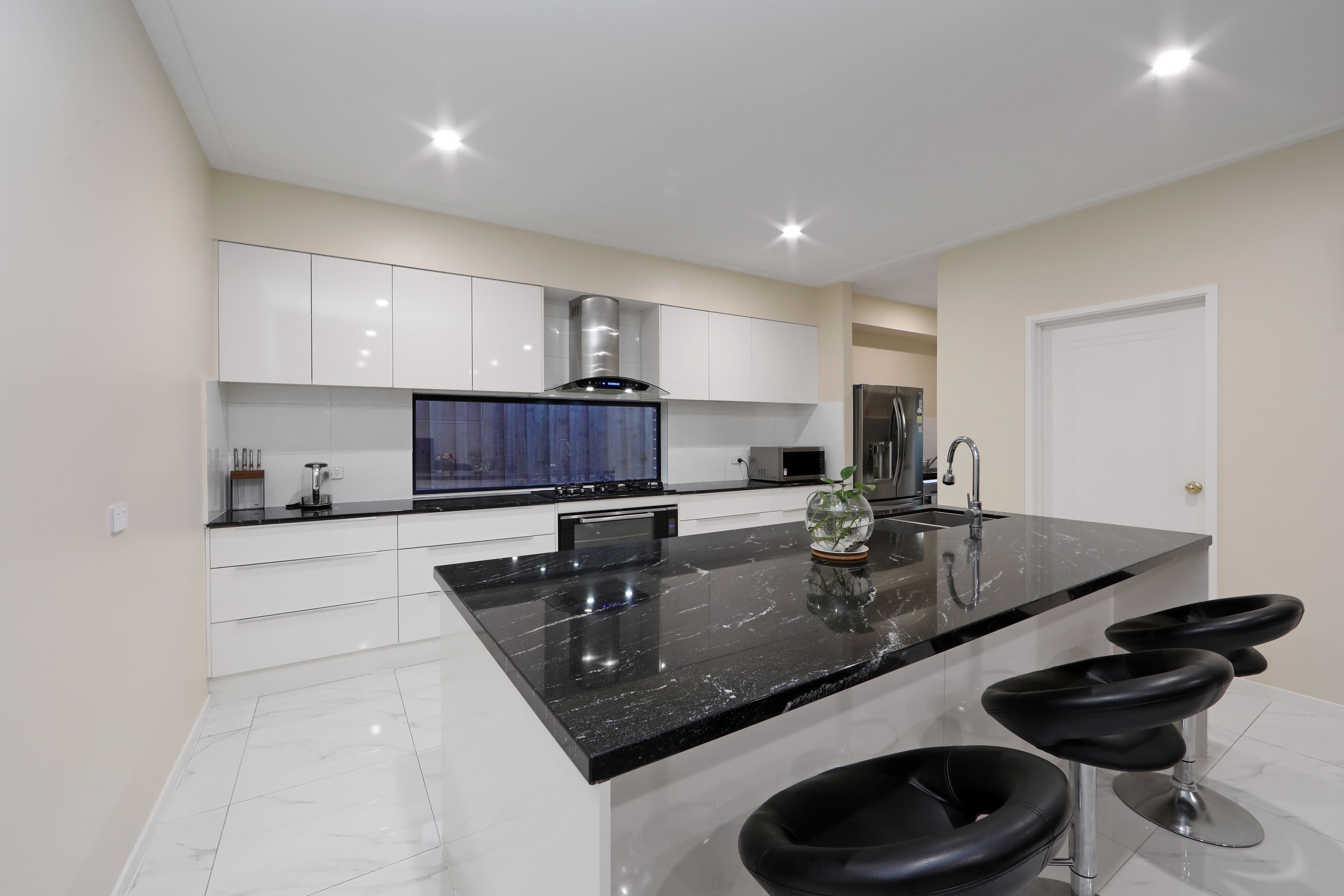 14 Windermere Drive, Ferntree Gully VIC 3156, Ferntree Gully - Thumbnail 4