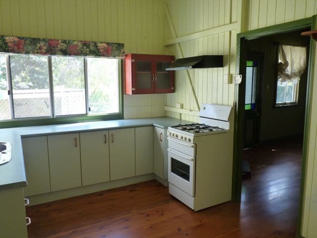 152 Kent Street, OAKEY QLD 4401, Oakey - Thumbnail 5
