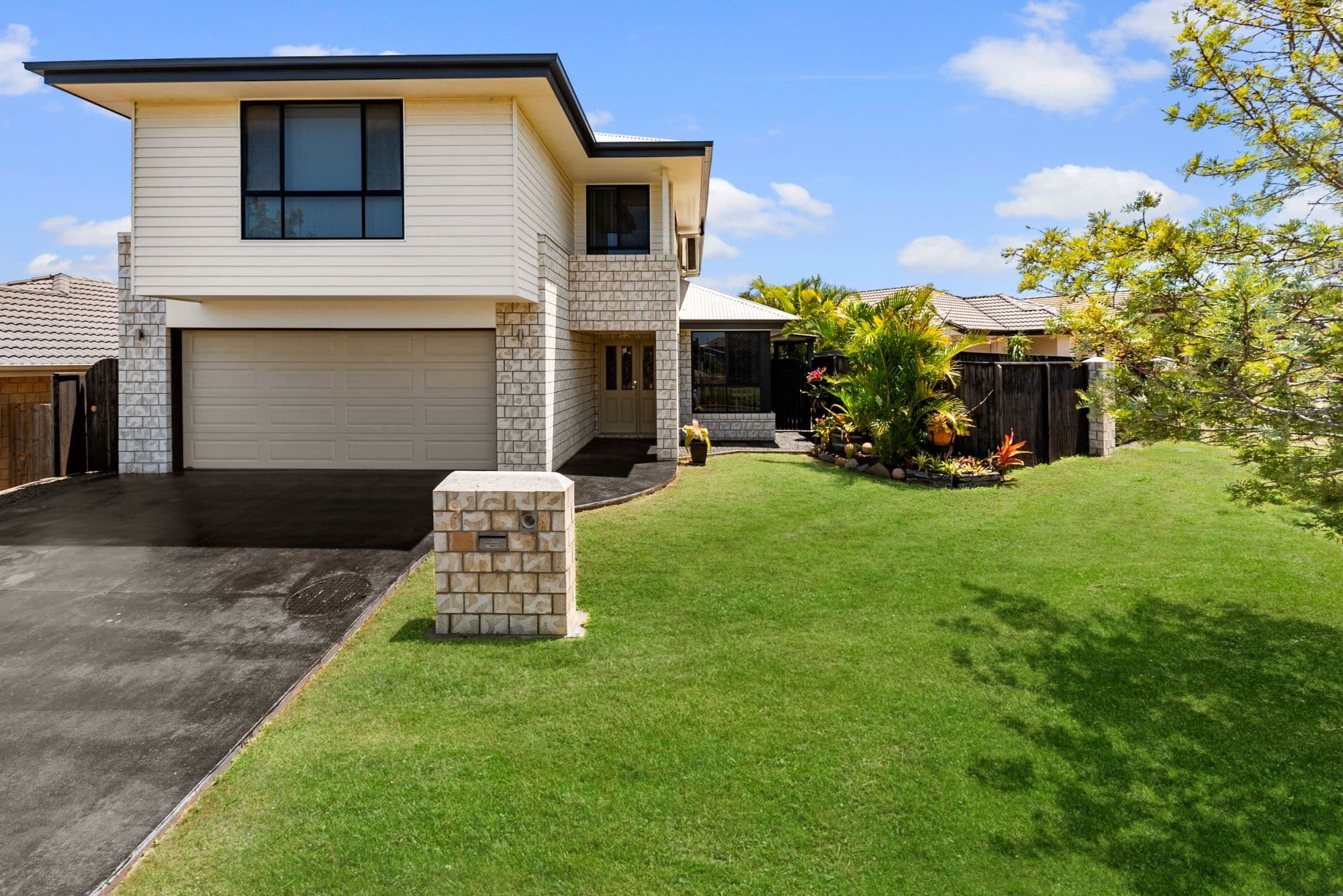 9 Madison Avenue, North Lakes QLD 4509, North Lakes - Thumbnail 2