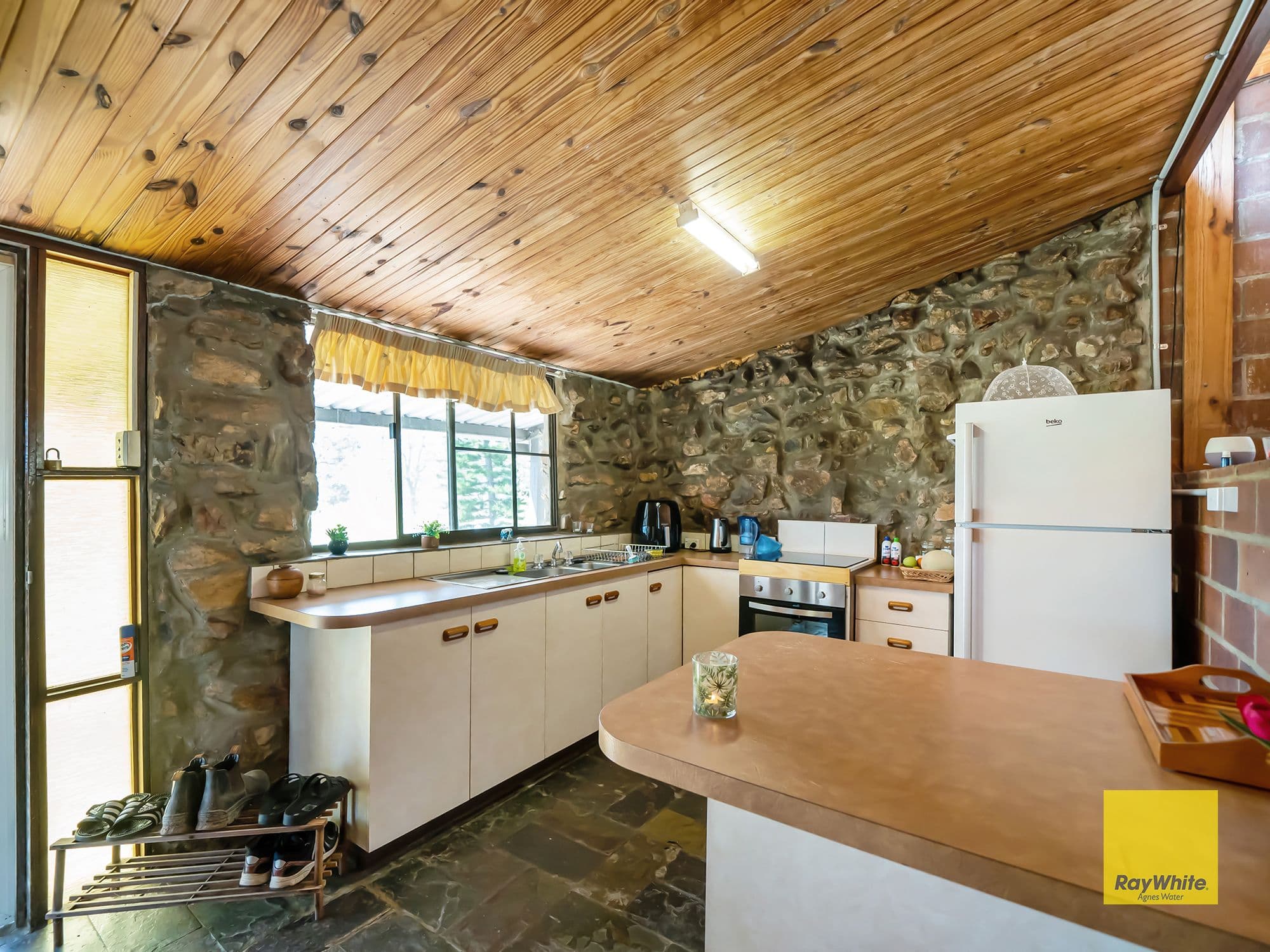 240 Ballantyne Road, Captain Creek QLD 4677, Captain Creek - Thumbnail 8