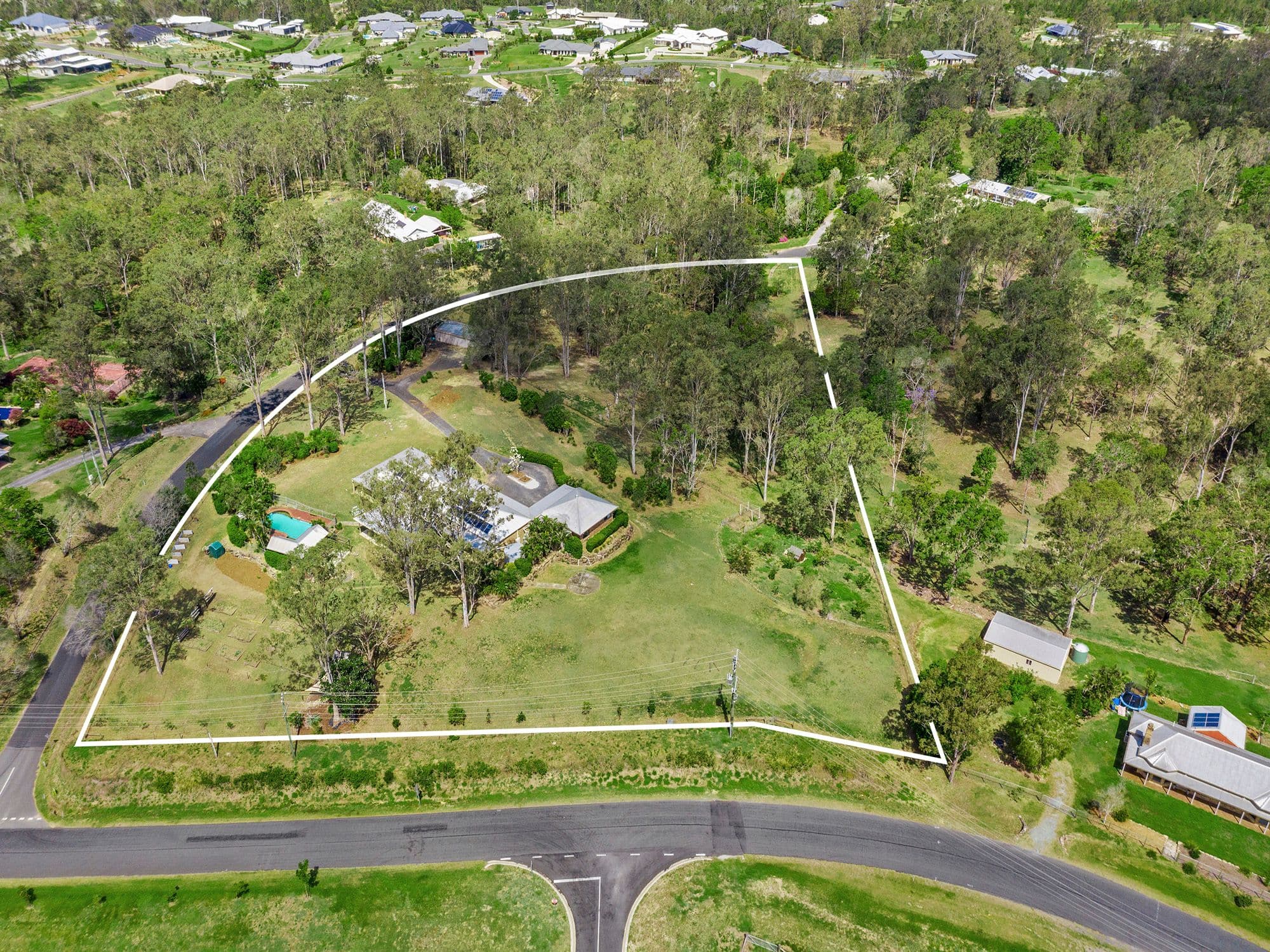 2 Messmate Court, Highvale QLD 4520, Highvale - Thumbnail 2