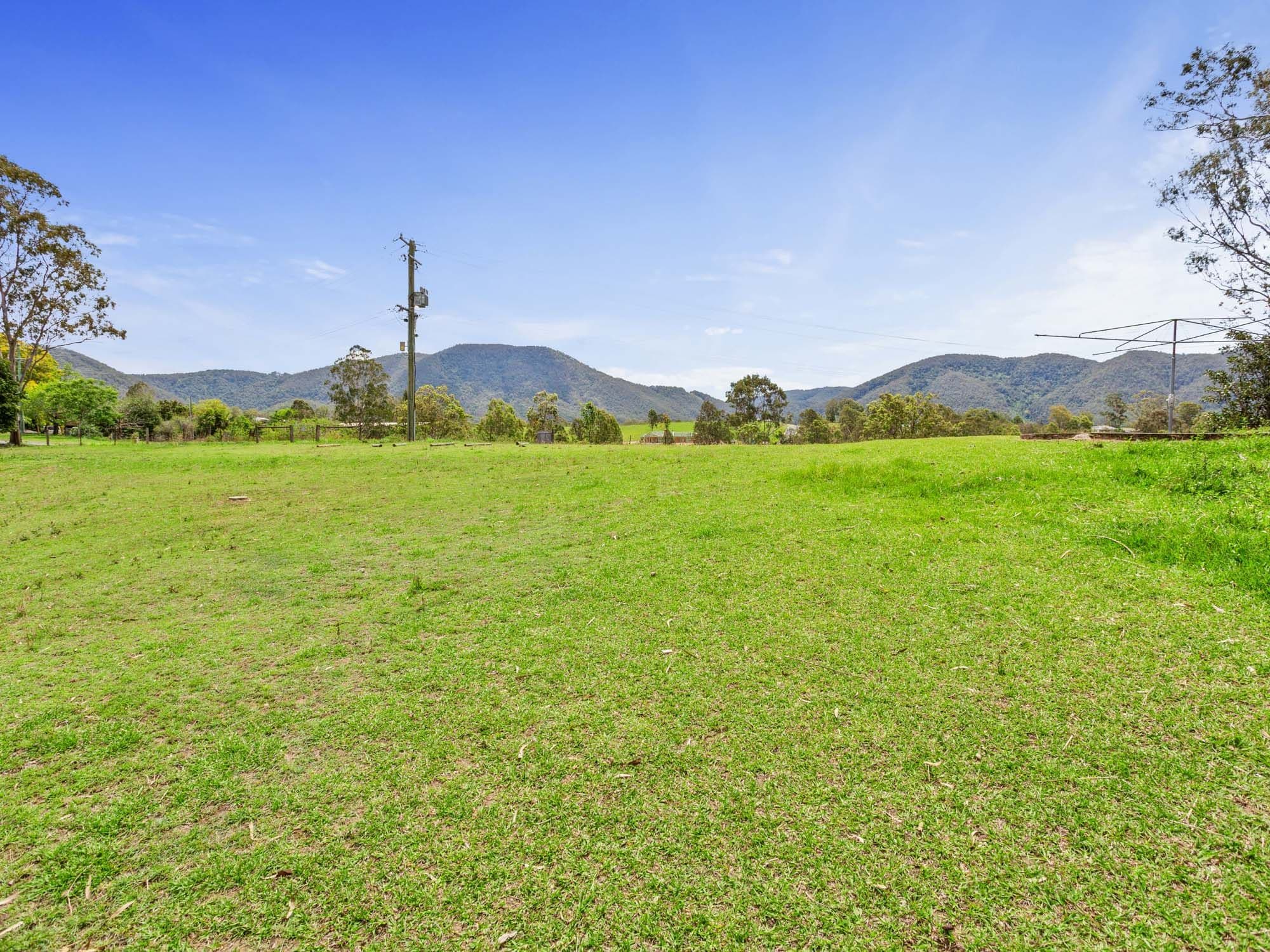 2 Messmate Court, Highvale QLD 4520, Highvale - Thumbnail 5