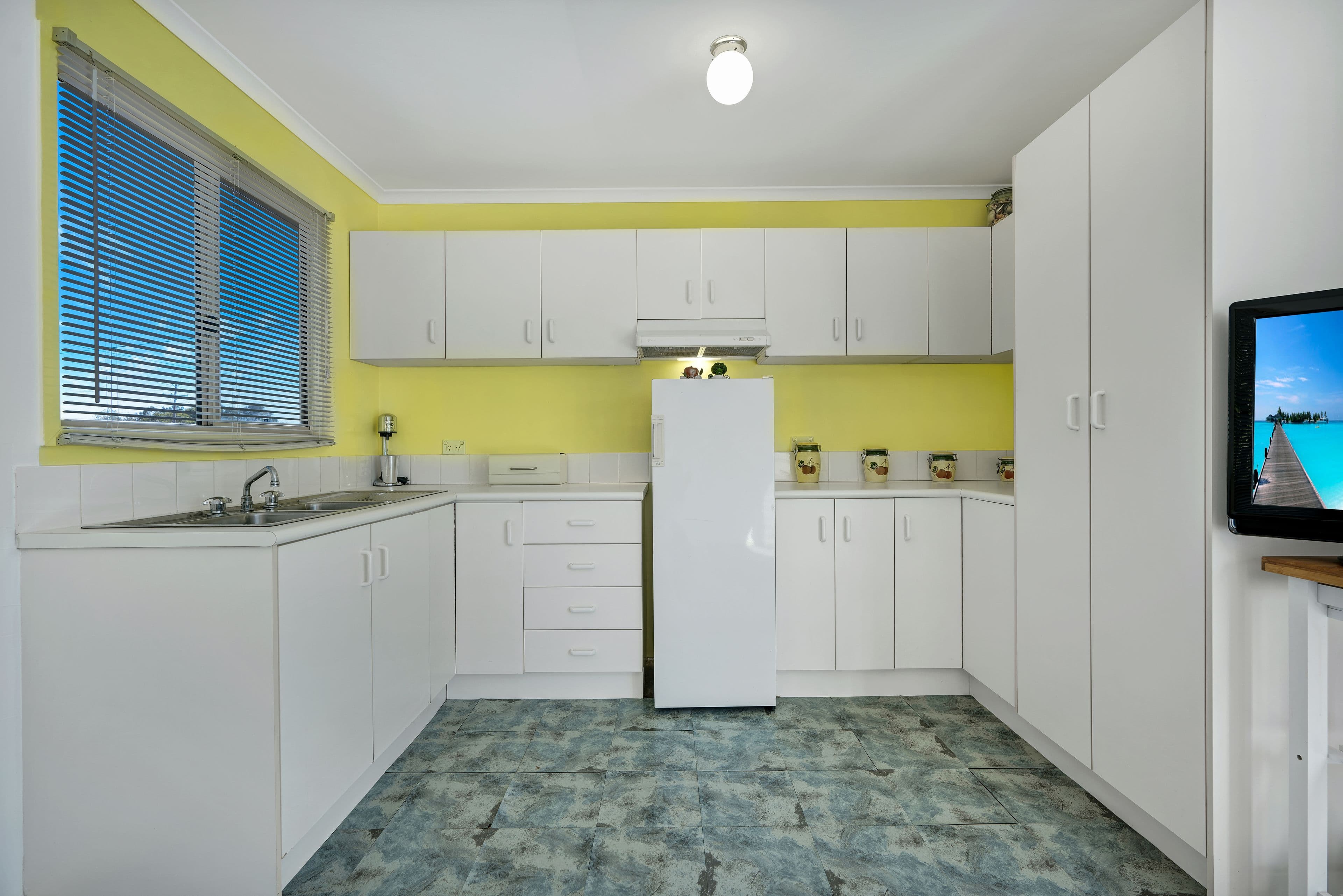 2 Bailey Avenue, Greenwell Point NSW 2540, Greenwell Point - Thumbnail 4