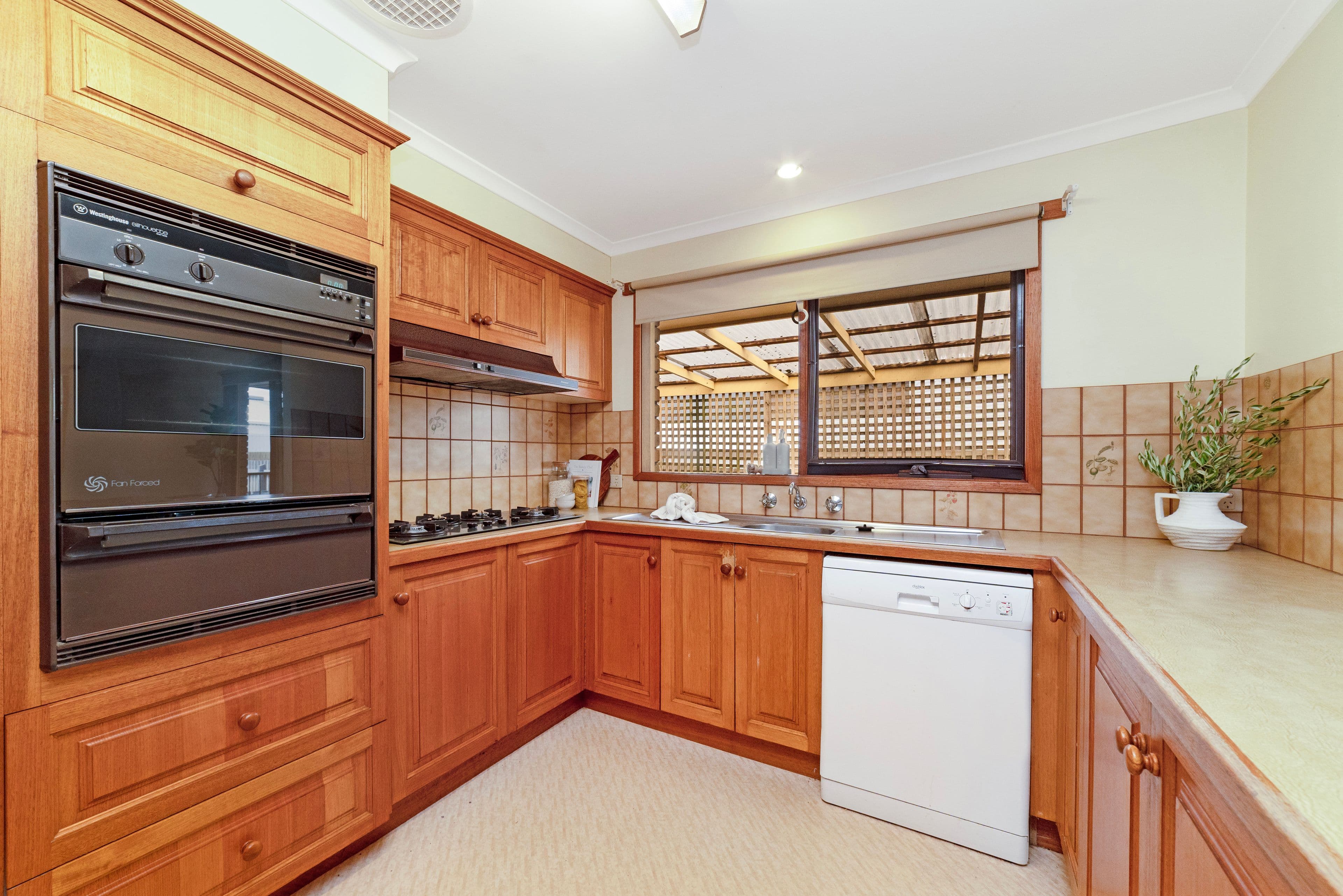 3 Maneroo Court, Warrnambool VIC 3280, Warrnambool - Thumbnail 6