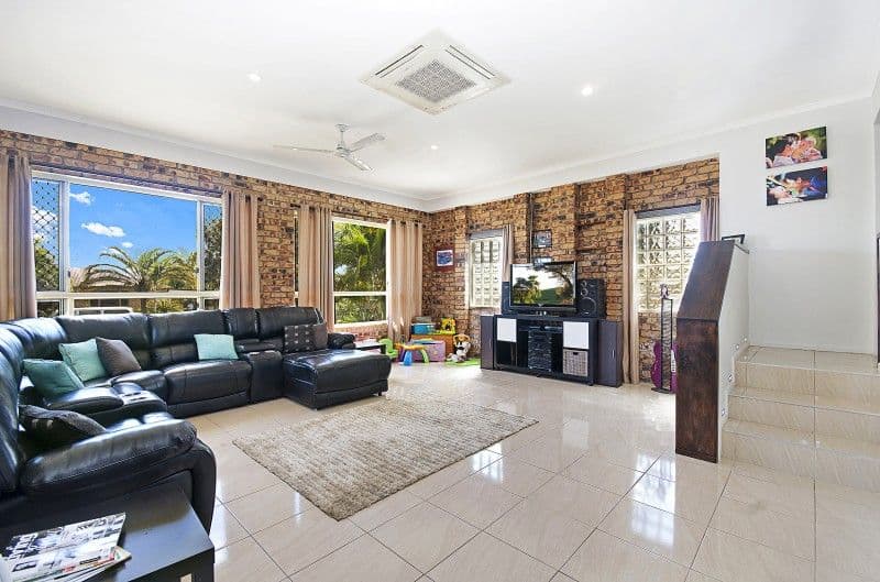 21 Kristy Crescent, EIMEO QLD 4740, Eimeo - Image 1