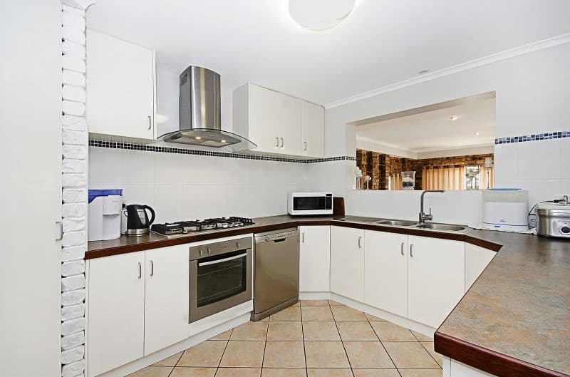 21 Kristy Crescent, EIMEO QLD 4740, Eimeo - Thumbnail 4
