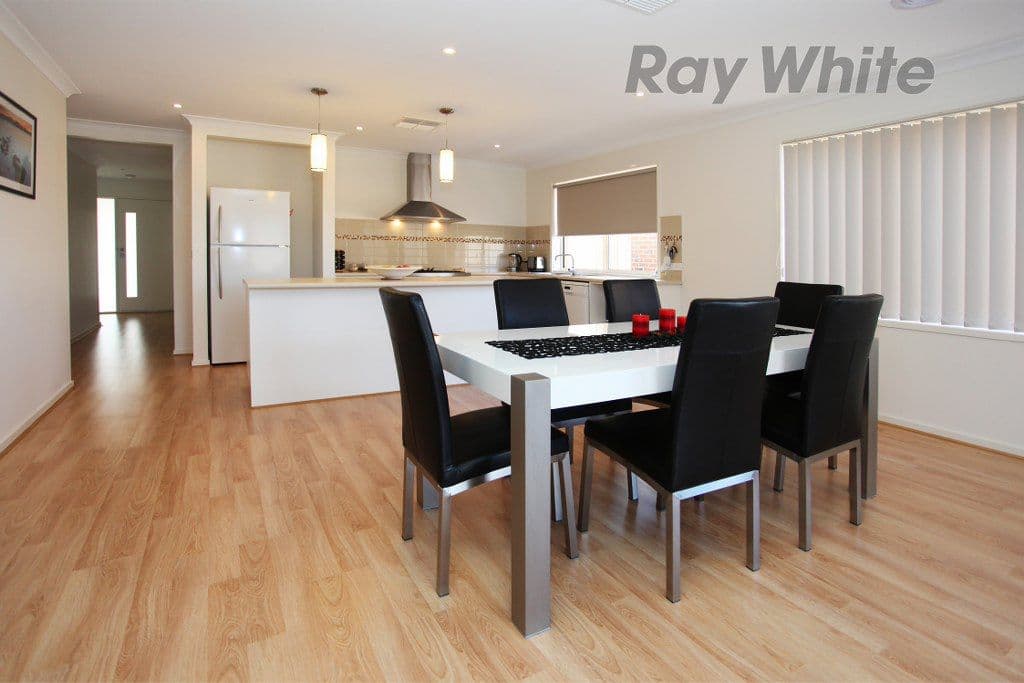 78 Tristania Drive, POINT COOK VIC 3030, Point Cook - Thumbnail 7