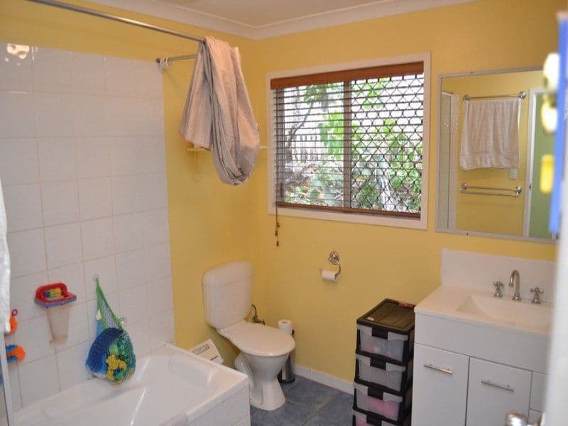 75 Dolphin Crescent, TARANGANBA QLD 4703, Taranganba - Thumbnail 6