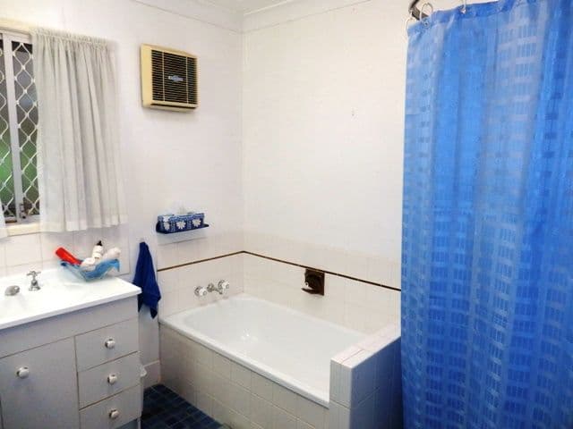 1  Shaldon Street, THE GAP QLD 4061, The Gap - Thumbnail 5