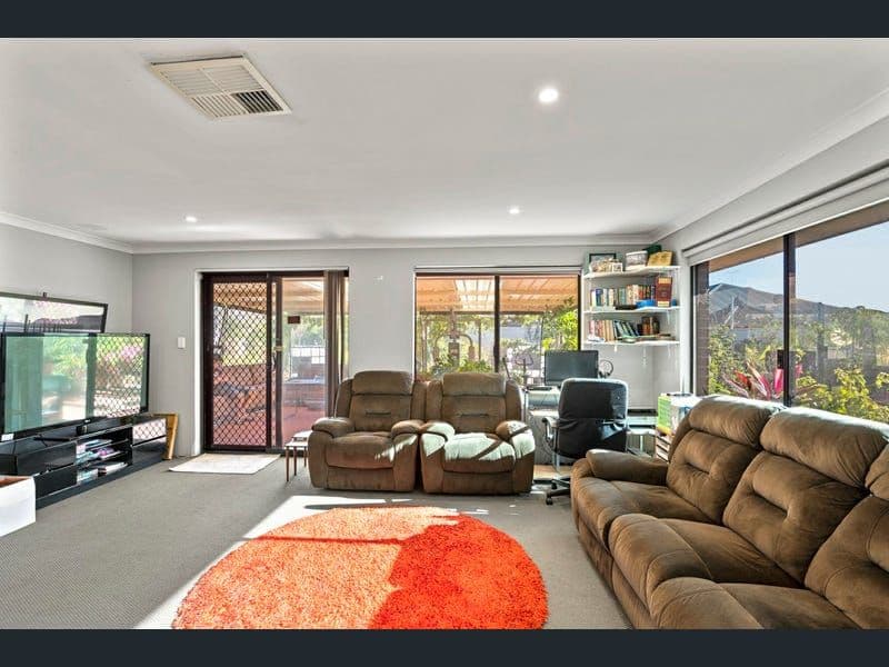 13 Hutt Way, Gosnells WA 6110, Gosnells - Thumbnail 5