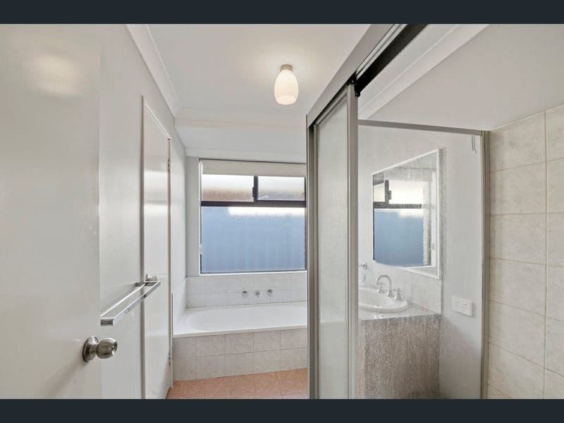 13 Hutt Way, Gosnells WA 6110, Gosnells - Thumbnail 8