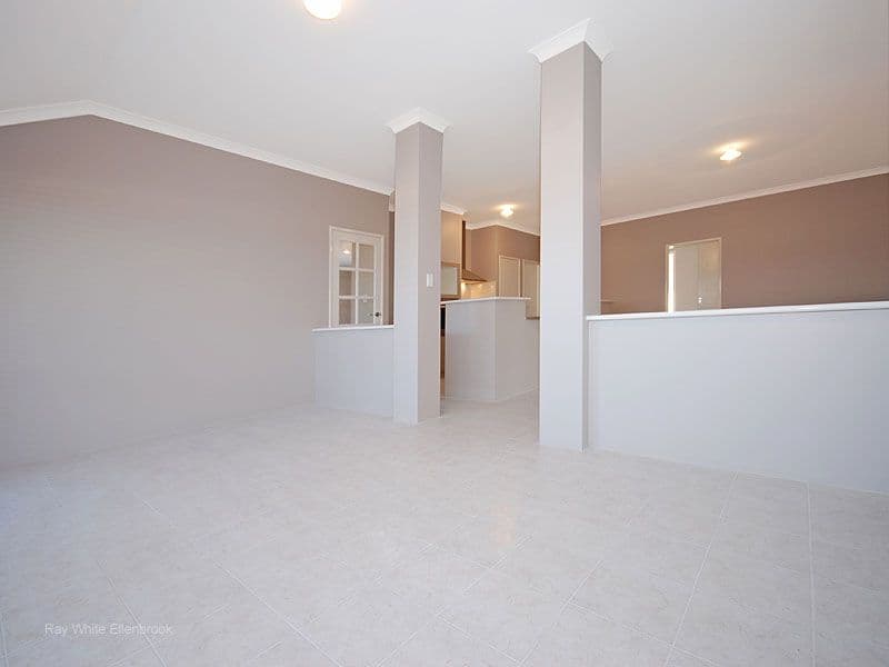 27 Brandalier Turn, AVELEY WA 6069, Aveley - Thumbnail 7