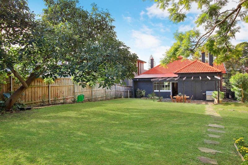 5 Lucretia Avenue, LONGUEVILLE NSW 2066, Longueville - Thumbnail 3