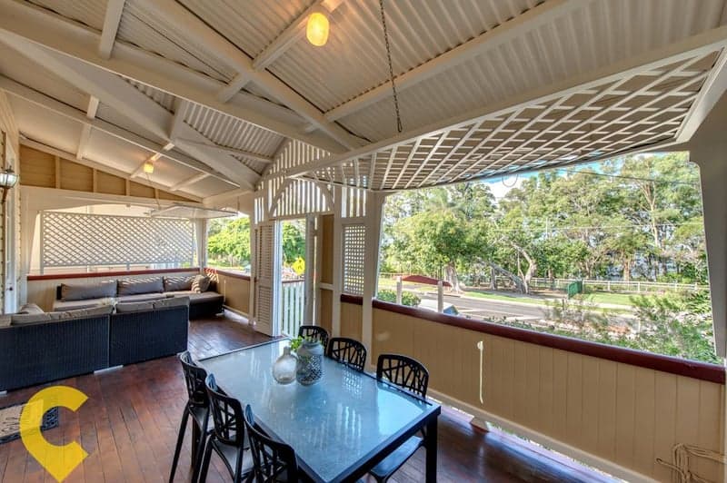 38 Park Parade, Shorncliffe - Thumbnail 2
