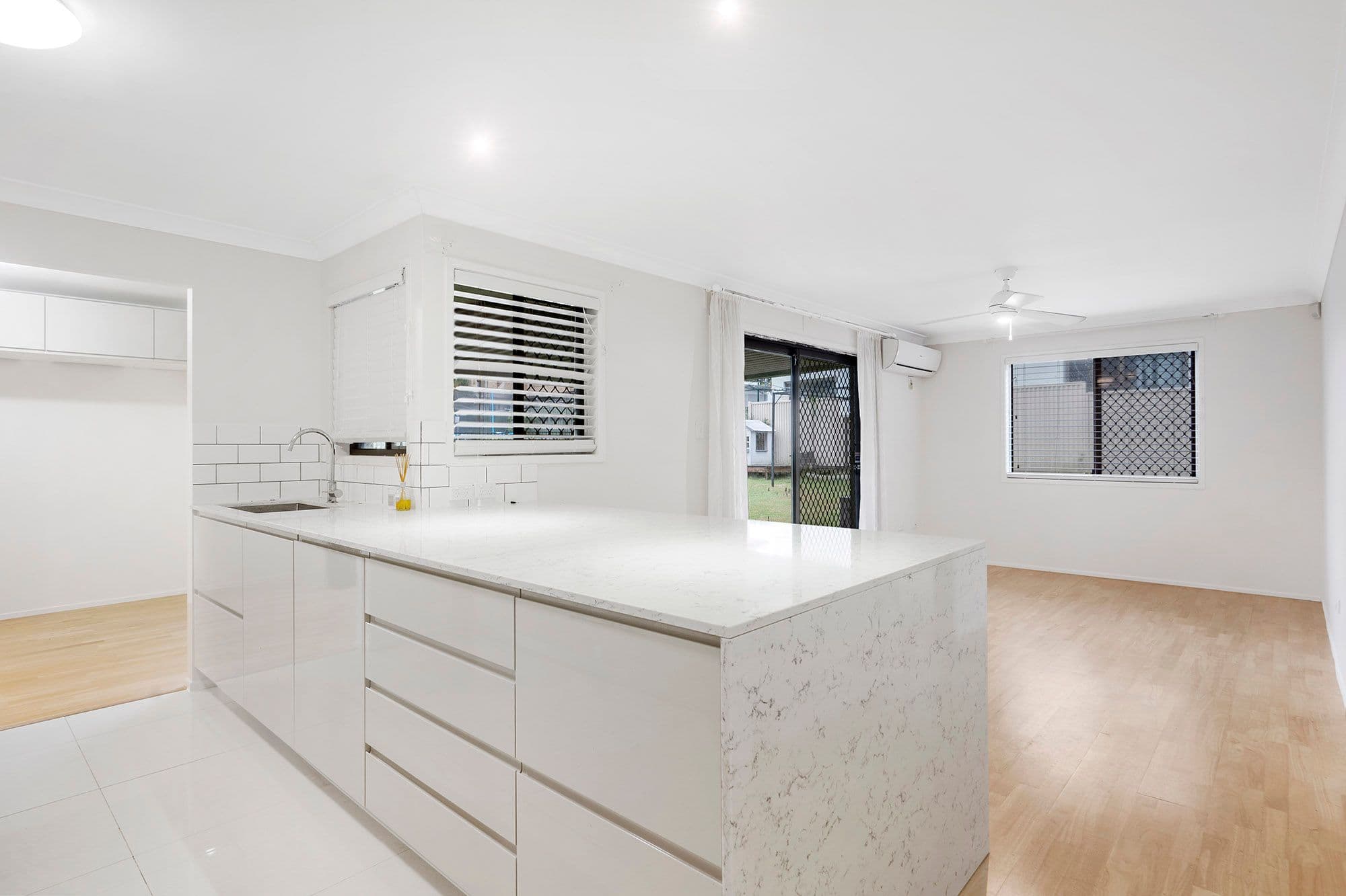 3 Farr Court, Daisy Hill QLD 4127, Daisy Hill - Thumbnail 2