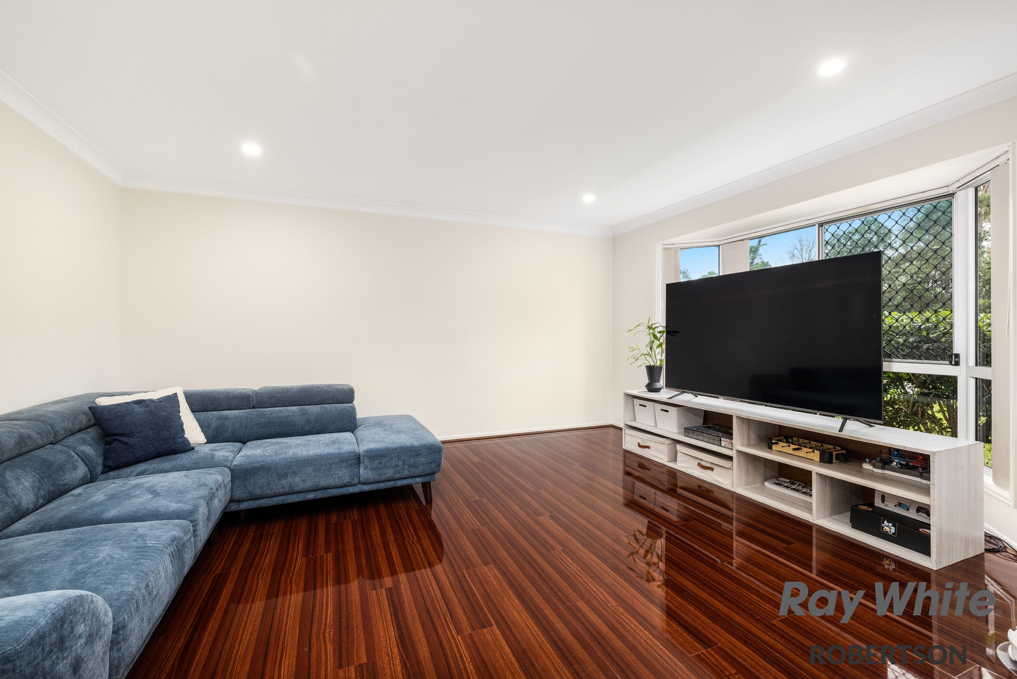 13 Frances Place, Calamvale QLD 4116, Calamvale - Thumbnail 2