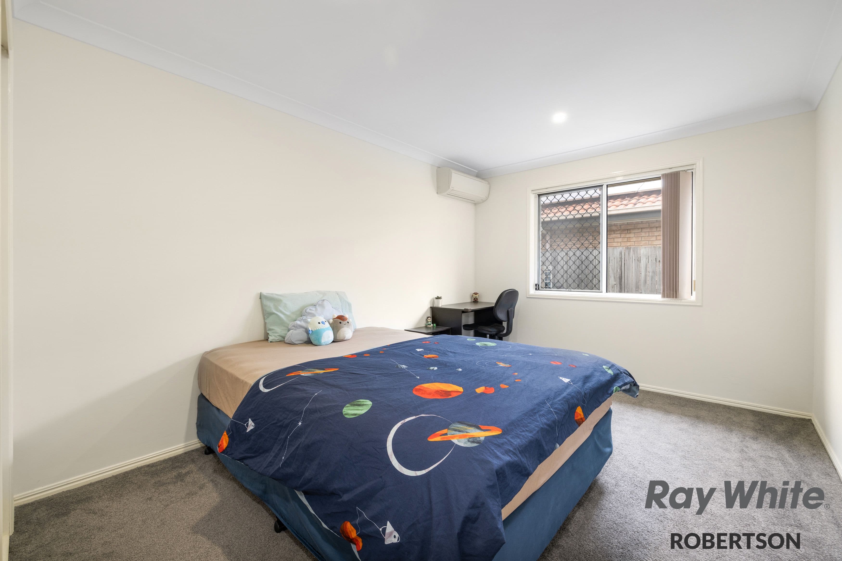 13 Frances Place, Calamvale QLD 4116, Calamvale - Thumbnail 4
