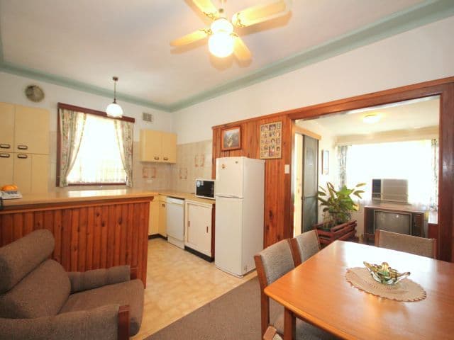 100 Cooper Road, BIRRONG NSW 2143, Birrong - Thumbnail 4