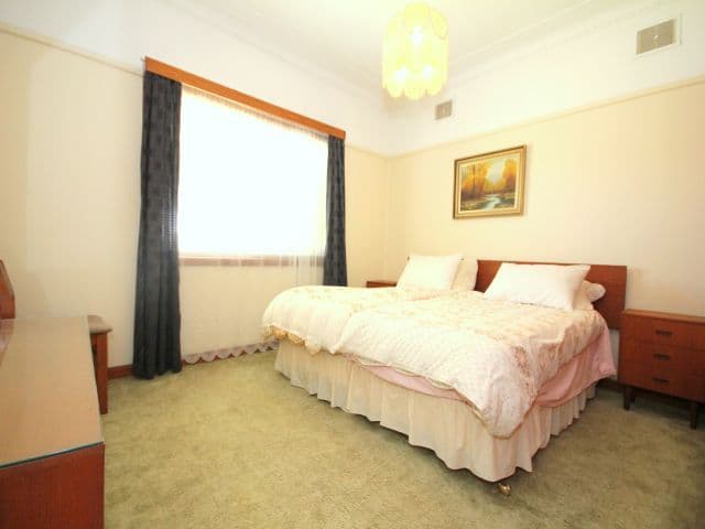 100 Cooper Road, BIRRONG NSW 2143, Birrong - Thumbnail 7