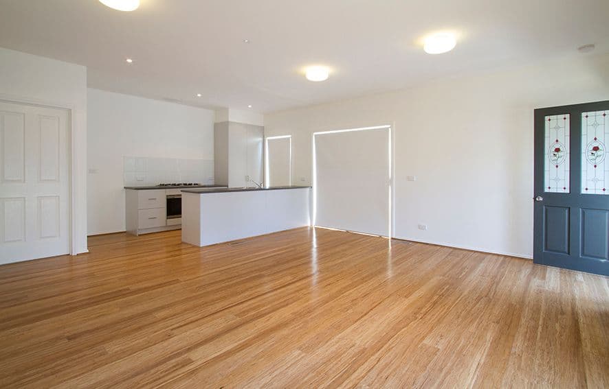 5 McKenzie Court, GREENSBOROUGH VIC 3088, Greensborough - Image 1