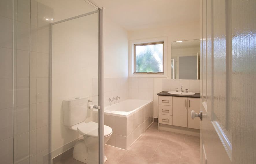 5 McKenzie Court, GREENSBOROUGH VIC 3088, Greensborough - Thumbnail 4