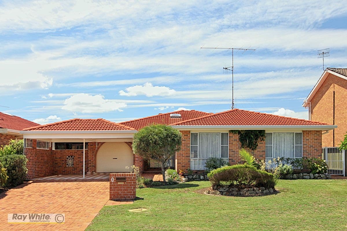 5 Friendship Key, Forster - Image 1