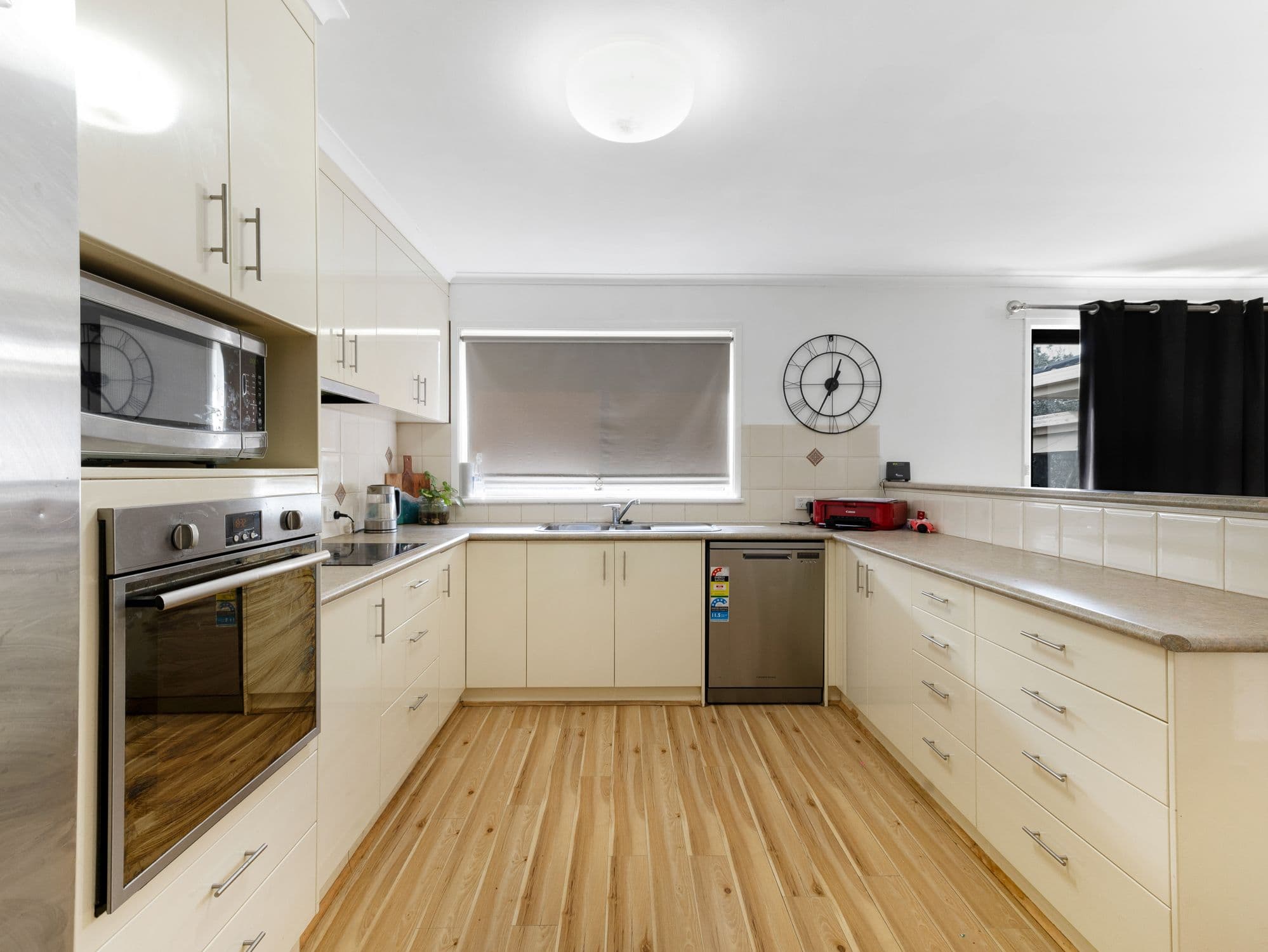 1061 Yensch Avenue, North Albury NSW 2640, North Albury - Image 1