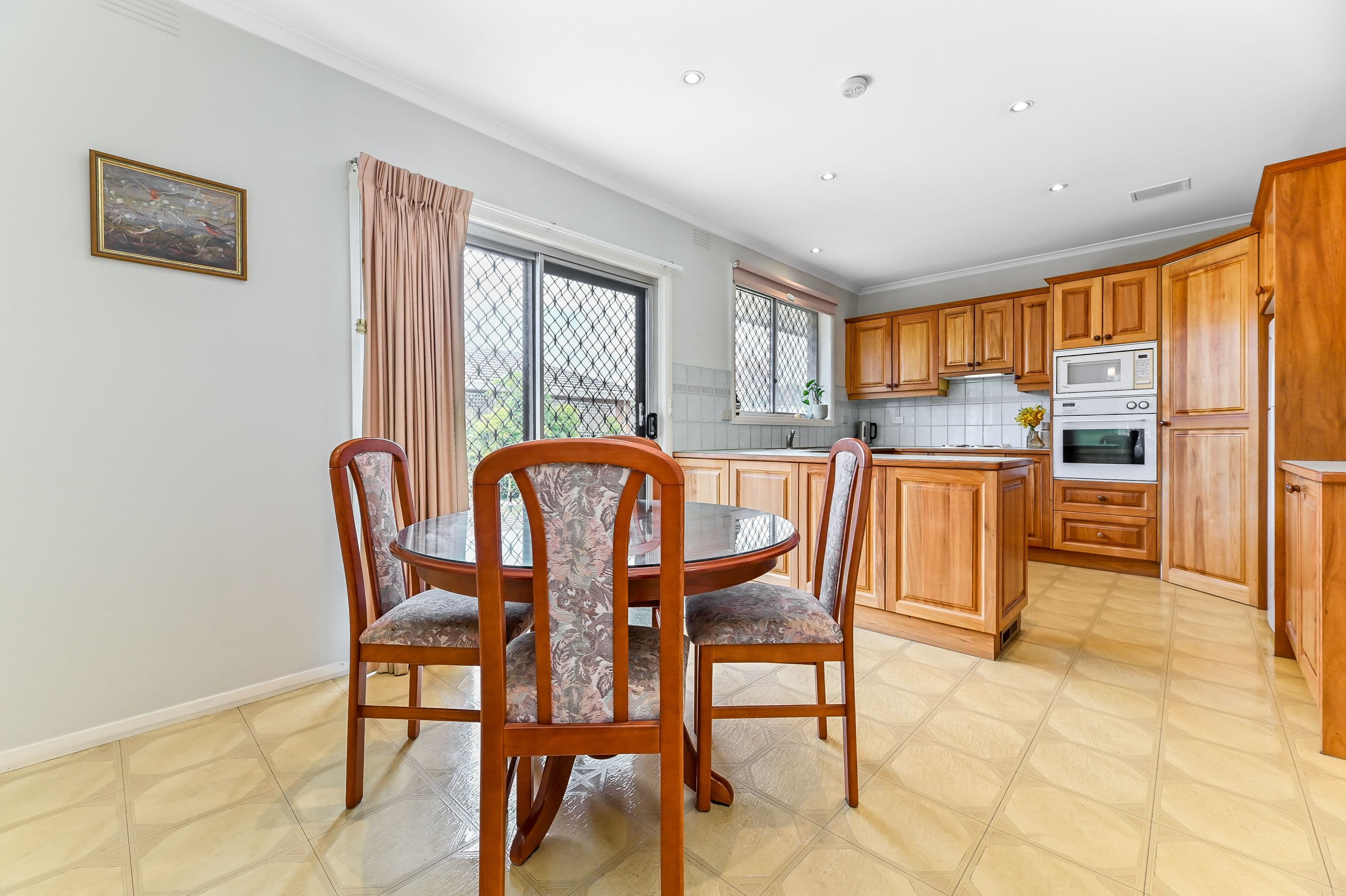 11 Baily Street, Mount Waverley VIC 3149, Mount Waverley - Thumbnail 4