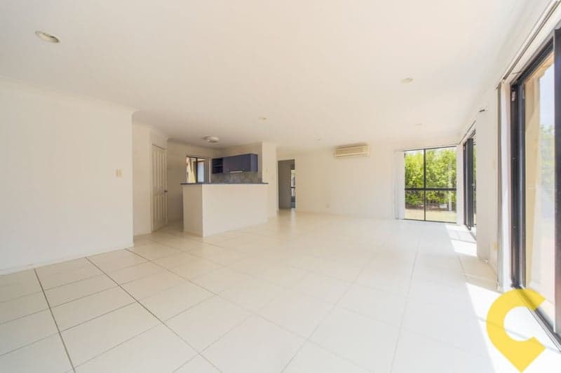 19 Amsonia Court, Arundel - Thumbnail 7