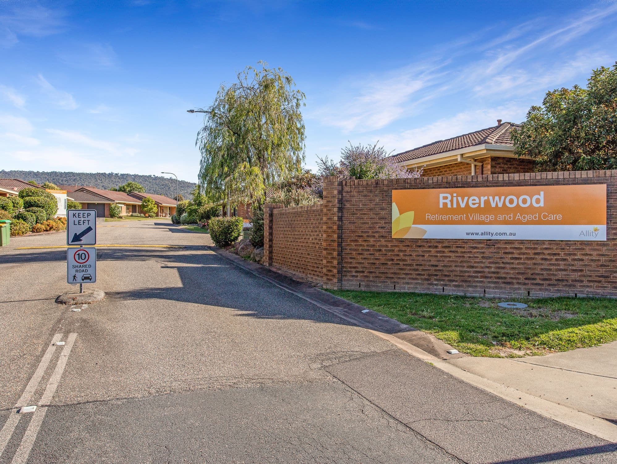 135 Elmglade Close, West Albury NSW 2640, West Albury - Image 1