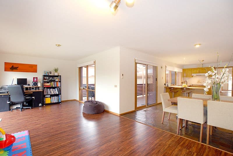 70  McKeon Circuit, DANDENONG NORTH VIC 3175, Dandenong North - Thumbnail 3