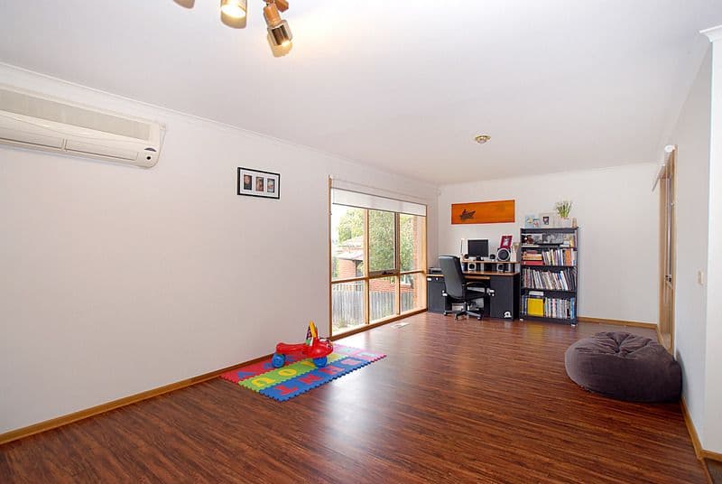70  McKeon Circuit, DANDENONG NORTH VIC 3175, Dandenong North - Thumbnail 5