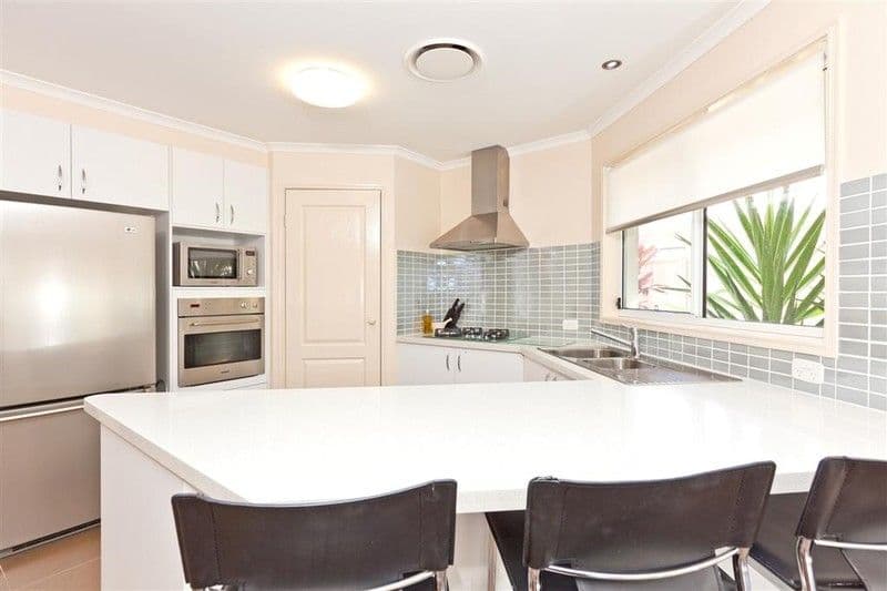 50 Sunningdale Drive, REDLAND BAY QLD 4165, Redland Bay - Thumbnail 8