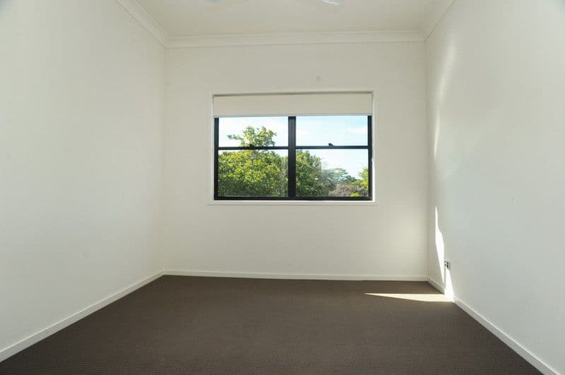 116 Juliette Street, GREENSLOPES QLD 4120, Greenslopes - Thumbnail 7