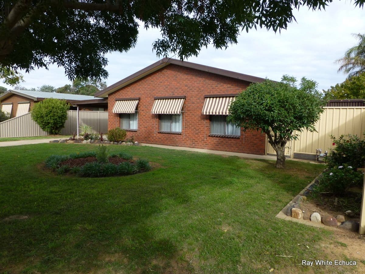 77 Service Street, ECHUCA VIC 3564, Echuca - Image 1