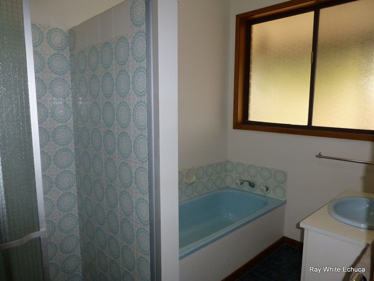 77 Service Street, ECHUCA VIC 3564, Echuca - Thumbnail 5