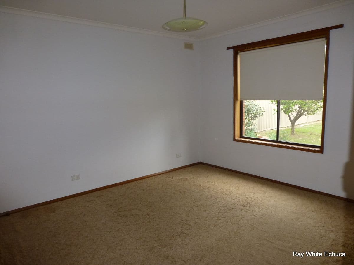 77 Service Street, ECHUCA VIC 3564, Echuca - Thumbnail 7