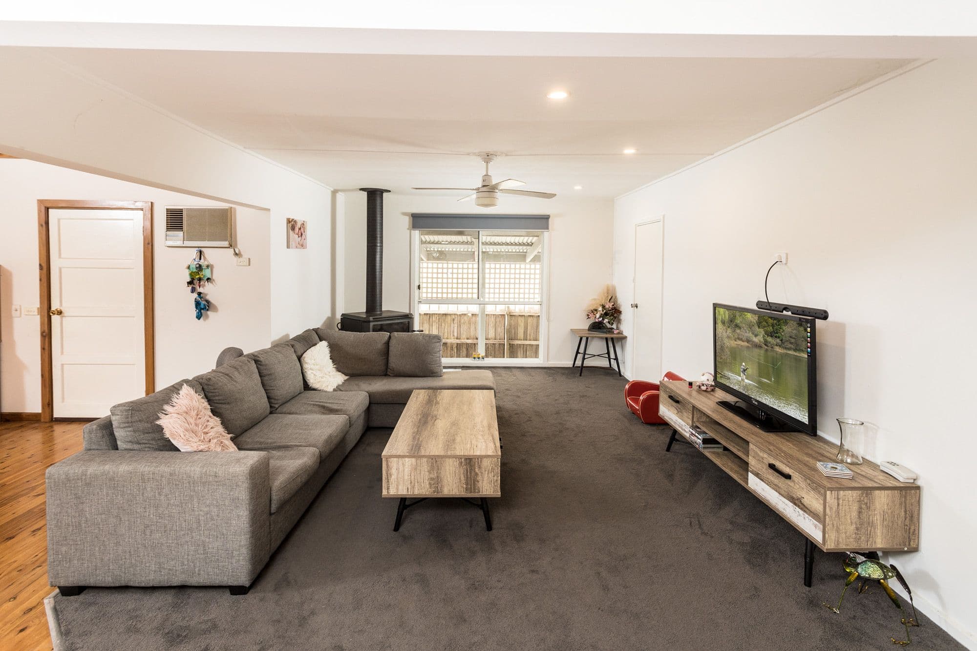 22 Fourth Street, Eildon VIC 3713, Eildon - Thumbnail 7