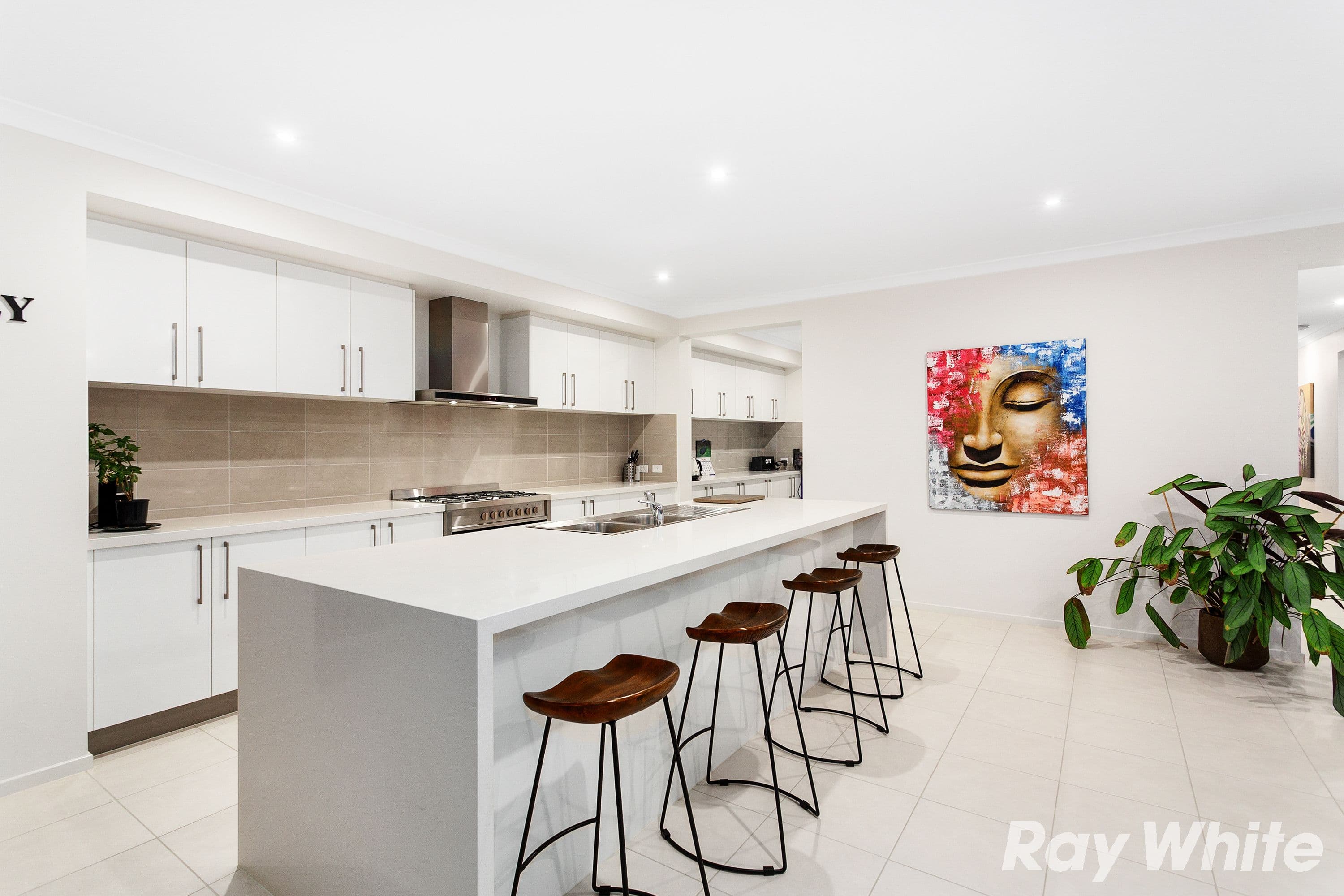 49 Diamond Drive, Koo Wee Rup VIC 3981, Koo Wee Rup - Thumbnail 2